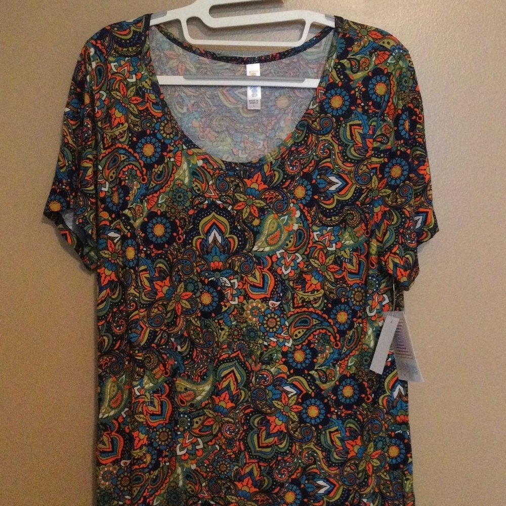 NWT Lularoe Classic T, size Large. Paisley pattern in blue, green, black